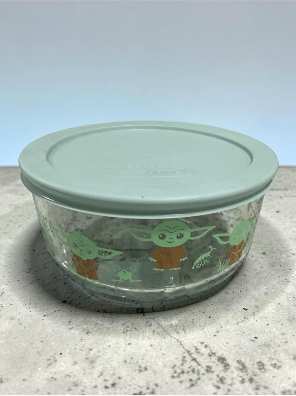 Pyrex Star Wars The Child Baby Yoda Limited Edition